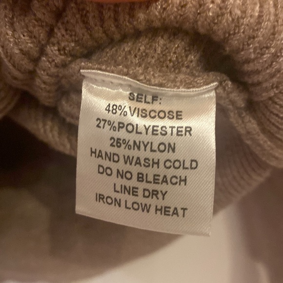 Bluivy camel domain sleeve sweater - Picture 4 of 7